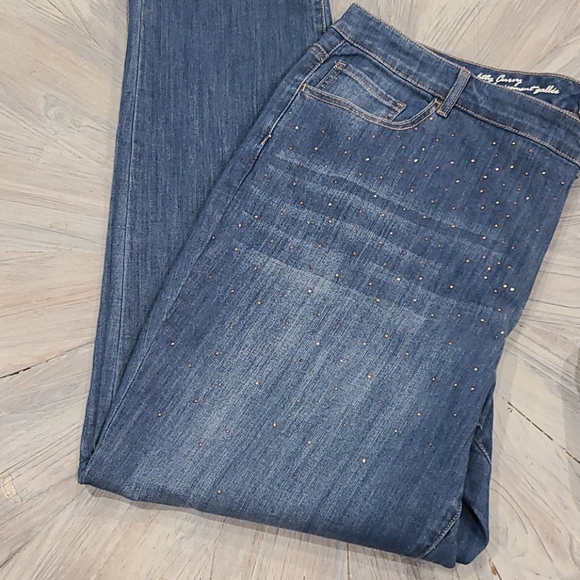 NWT DC studded slightly curvy straight leg - Picture 4 of 7